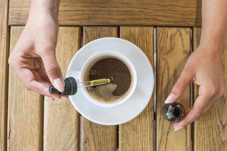 Les bienfaits d’une infusion à base de CBD.